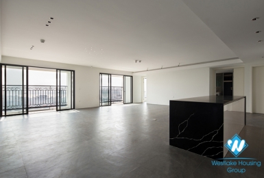 Executive luxury apartment for rent on Xuan Dieu, Tay Ho, Hanoi